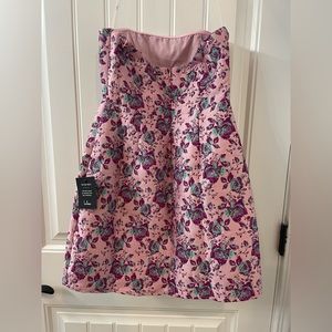 Lulus Cocktail dress, Pink size small NWT